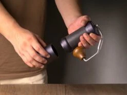 1Zpresso | J-Ultra Manual Coffee Grinder(1zpresso J Ultra Manual Coffee Grinder) -Cafuné Boutique 1zpresso j ultra lifestyle 3