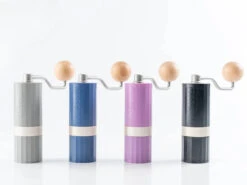 1Zpresso | Q Air Manual Coffee Grinder(1zpresso Q Air) -Cafuné Boutique 1zpresso q air lifestyle 1