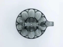 CAFEC | Tritan Flower Dripper Oval - 101 (1-2 Cup)(Cafec Tritan Flower Dripper Oval 101 1 2 Cup) 3 CAFEC | Tritan Flower Dripper Oval - 101 (1-2 Cup)(Cafec Tritan Flower Dripper Oval 101 1 2 Cup) -Cafuné Boutique Cafec Flower Dripper Oval 101 ClearBlack above