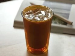 Kinto | Cast Amber Double Wall Glass(Kinto Cast Amber Double Wall Glass) 8 Kinto | Cast Amber Double Wall Glass(Kinto Cast Amber Double Wall Glass) -Cafuné Boutique Kinto cast amber double wall glass 290ml lifestyle3