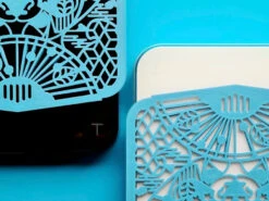 Broken Gooseneck | LALA Protective Scale Mat(Broken Gooseneck Lala) 2 Broken Gooseneck | LALA Protective Scale Mat(Broken Gooseneck Lala) -Cafuné Boutique Lala LightBlue CloseUp Acaia 1