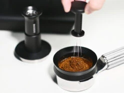 BooKoo | PuckGo 3-in-1 Tamper(Bookoo Puckgo 3 In 1 Tamper) 2 BooKoo | PuckGo 3-in-1 Tamper(Bookoo Puckgo 3 In 1 Tamper) -Cafuné Boutique bookoo puckgo lifestyle 1