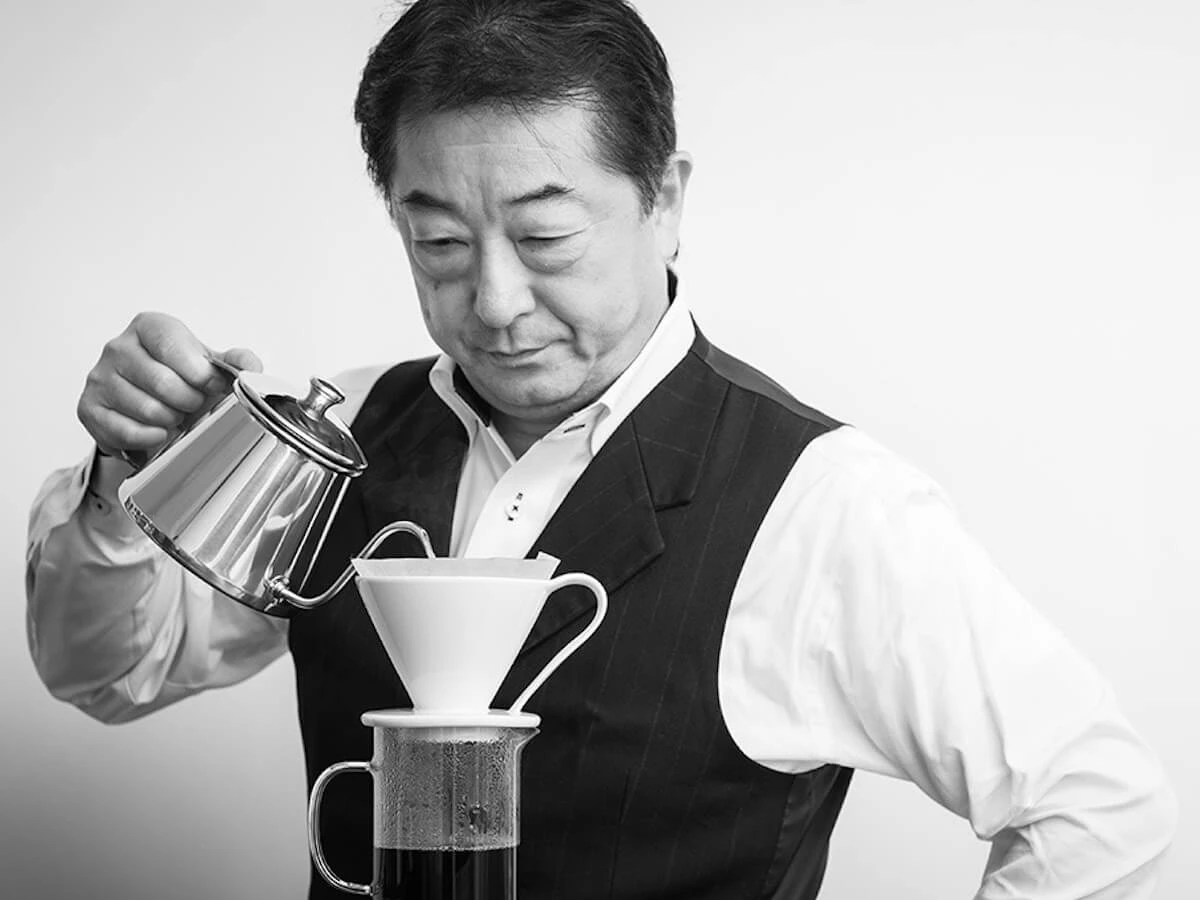 CAFEC | Abaca+ Conical Coffee Paper Filters (100pk)(Cafec abaca plus conical paper filters 100pk) CAFEC | Abaca+ Conical Coffee Paper Filters (100pk)(Cafec Abaca Plus Conical Paper Filters 100pk) -Cafuné Boutique cafec flower dripper lifestyle 4