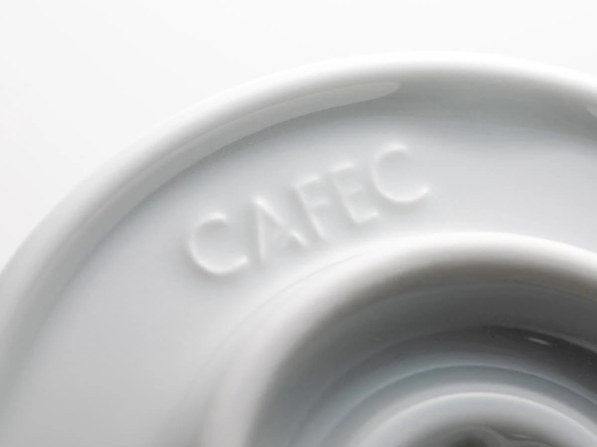 CAFEC | Porcelain Flower Dripper - 2-4 Cup(Cafec porcelain flower dripper 2 4 cup) CAFEC | Porcelain Flower Dripper - 2-4 Cup(Cafec Porcelain Flower Dripper 2 4 Cup) -Cafuné Boutique cafec flower dripper lifestyle 4 66d83110 d777 4c6c 9a6e f263b1369055