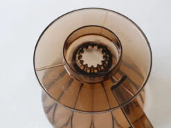 CAFEC | Tritan Flower Dripper - 2-4 Cup(Cafec Tritan Flower Dripper) -Cafuné Boutique cafec tritan flower dripper lifestyle pink brown 1 2bffe5fc a60c 4e64 a0cd 043ee4987542