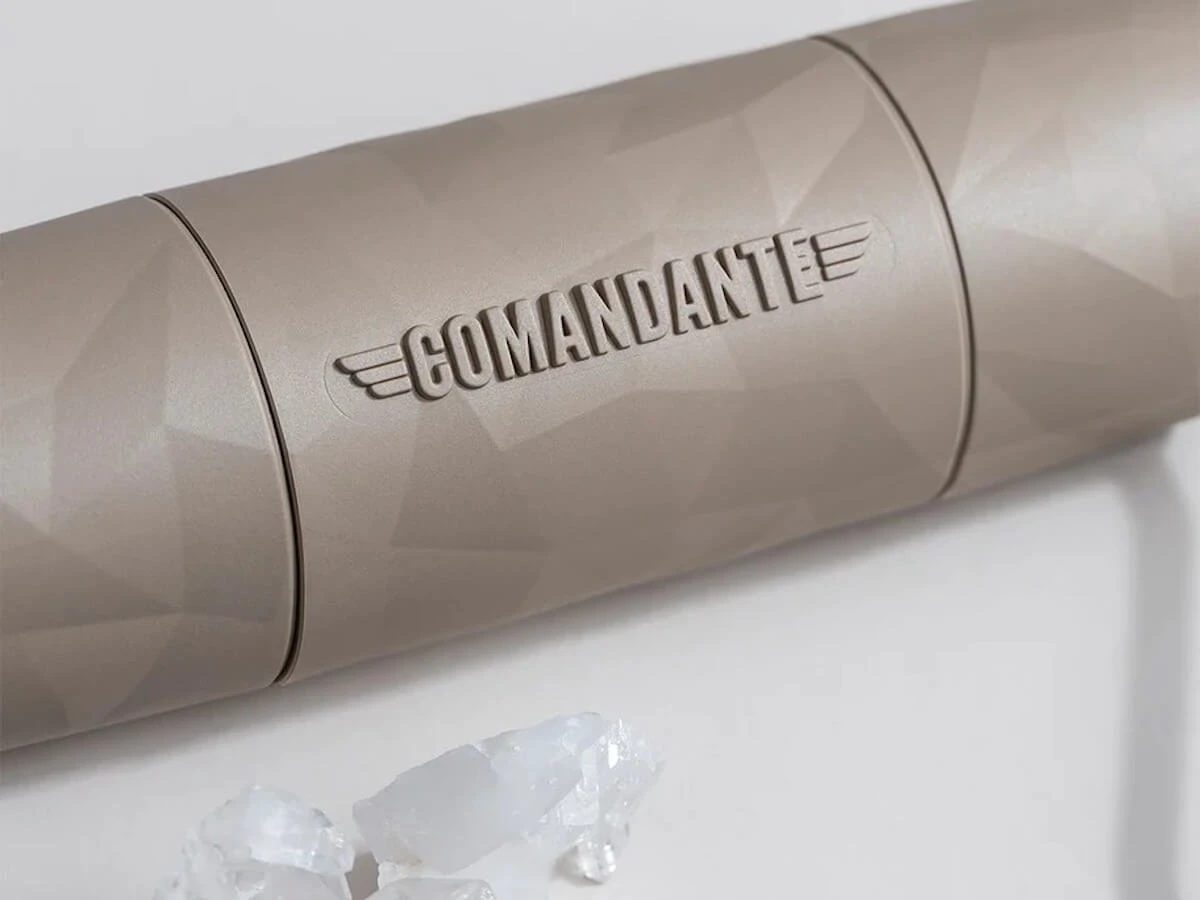 Comandante | X25 Trailmaster Travel Coffee Grinder - Dune(Comandante x25 trailmaster dune) Comandante | X25 Trailmaster Travel Coffee Grinder - Dune(Comandante X25 Trailmaster Dune) -Cafuné Boutique comandante x25 trailmaster grinder dune lifestyle 2