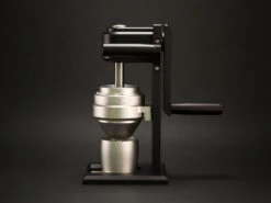 Craig Lyn Design Studio | HG-1 PRIME Manual Coffee Grinder(Craig Lyn Design Studio Hg 1 Prime) -Cafuné Boutique craig lyn design studio hg 1 prime lifestyle 4