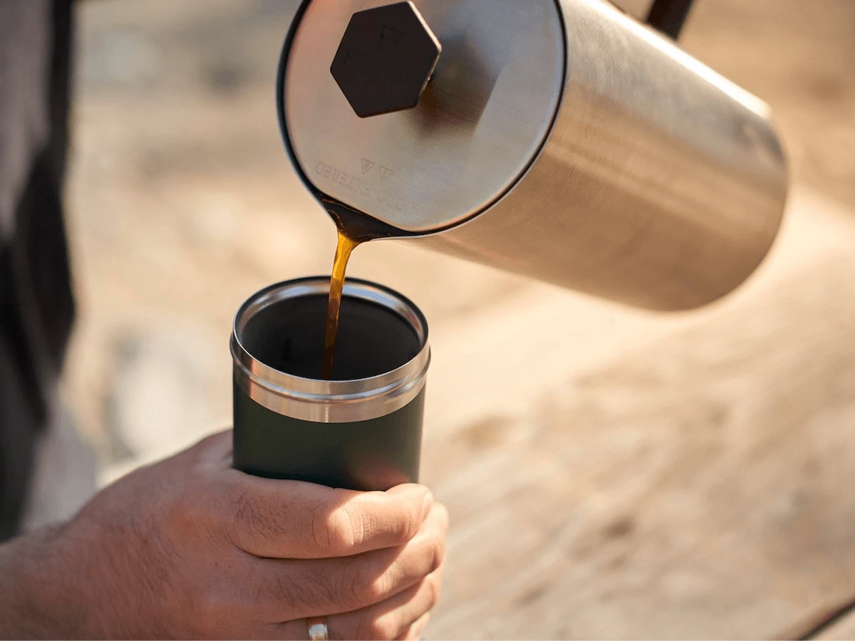 Espro | P6 Coffee Press - Brushed Stainless(Espro p6 press brushed stainless) Espro | P6 Coffee Press - Brushed Stainless(Espro P6 Press Brushed Stainless) -Cafuné Boutique espro p6 press brushed stainless lifestyle 3