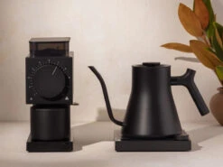 Fellow | Ode Brew Grinder (Gen 2)(Fellow Ode Brew Grinder Gen 2) 2 Fellow | Ode Brew Grinder (Gen 2)(Fellow Ode Brew Grinder Gen 2) -Cafuné Boutique fellow ode brew grinder gen 2 black lifestyle 2