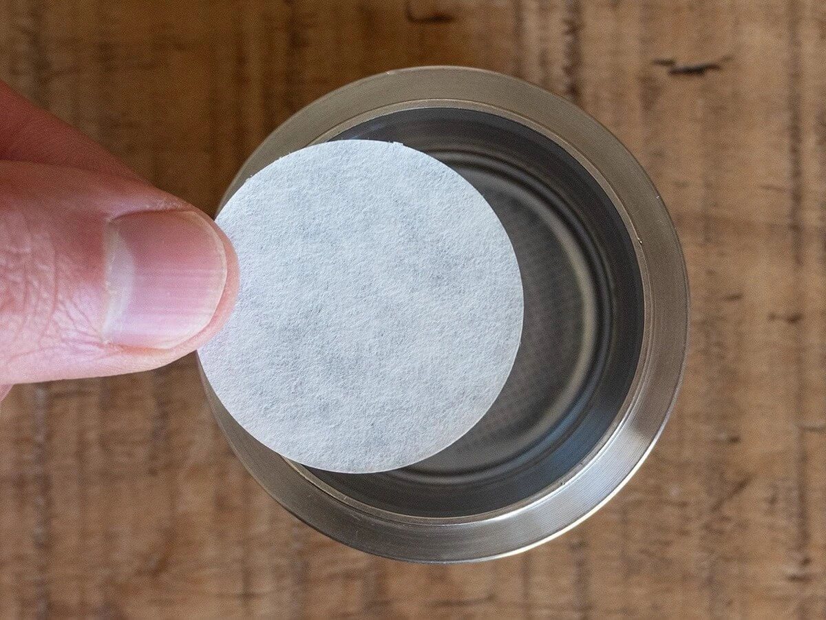 Flair | Paper Espresso Filters(Flair paper espresso filters) Flair | Paper Espresso Filters(Flair Paper Espresso Filters) -Cafuné Boutique flair portafilter paper espress filters pro 2 lifestyle 1