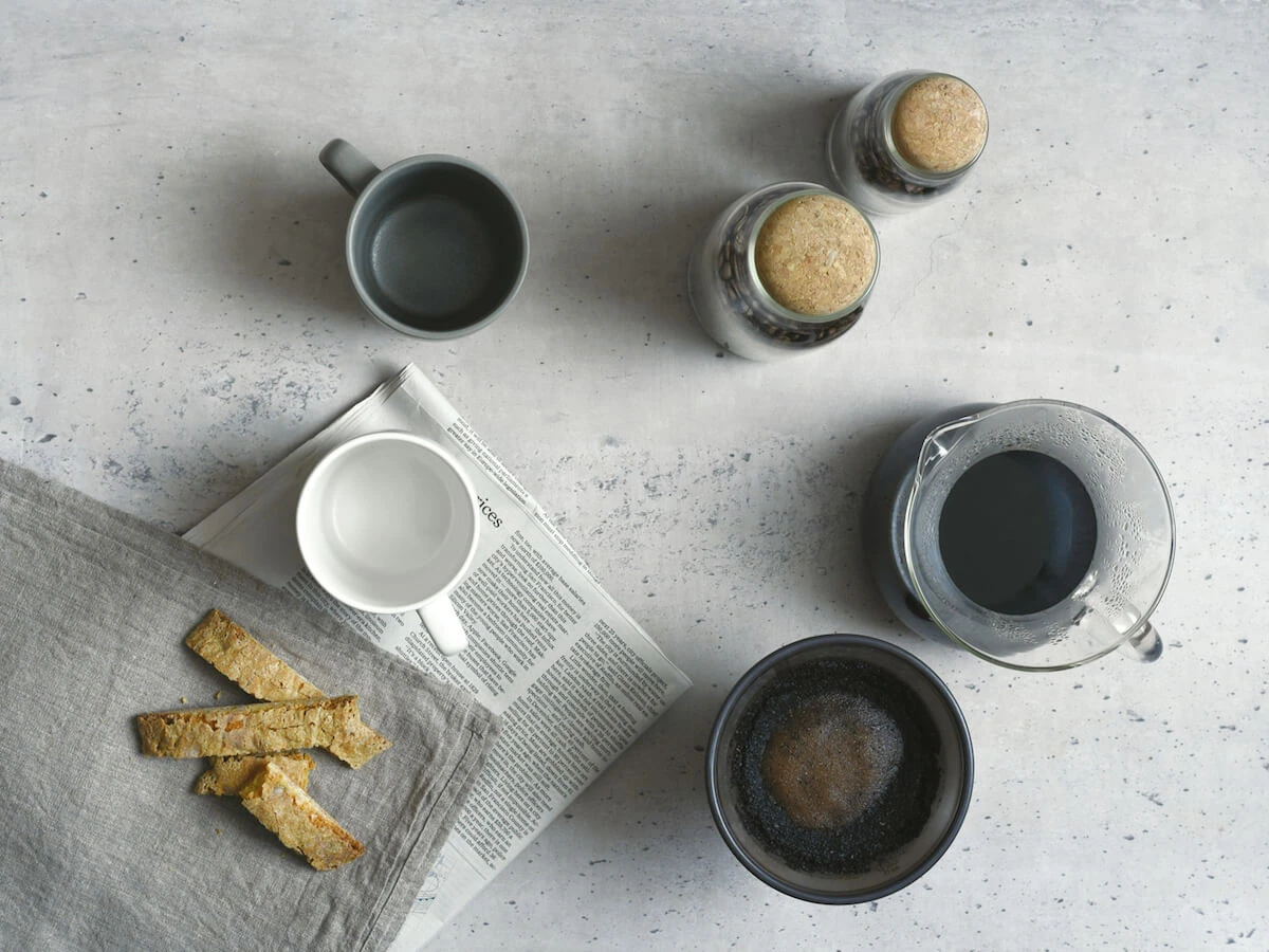 Kinto | Slow Coffee Style Stacking Mug - White(Kinto slow coffee style stacking mug white) Kinto | Slow Coffee Style Stacking Mug - White(Kinto Slow Coffee Style Stacking Mug White) -Cafuné Boutique kinto slow coffee style lifestyle 11