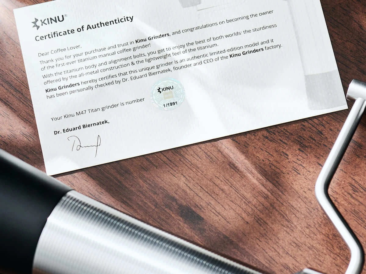 Kinu | M47 Manual Coffee Grinder - Titan (Limited Edition)(Kinu m47 titan) Kinu | M47 Manual Coffee Grinder - Titan (Limited Edition)(Kinu M47 Titan) -Cafuné Boutique kinu m47 titan lifestyle 6