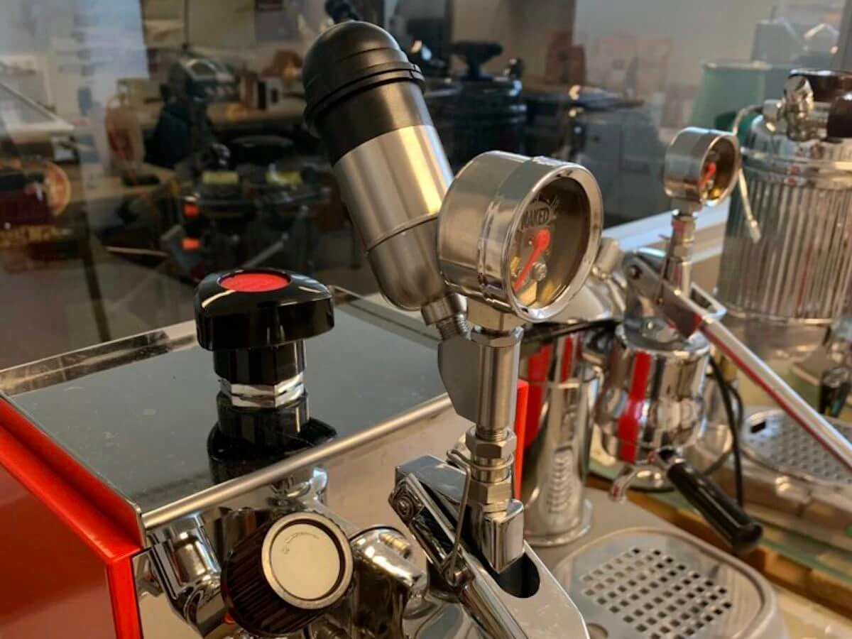 Naked Portafilter | Smart Espresso Profiler, Gauge & Splitter(Naked portafilter smart espresso profiler gauge splitter) Naked Portafilter | Smart Espresso Profiler, Gauge & Splitter(Naked Portafilter Smart Espresso Profiler Gauge Splitter) -Cafuné Boutique naked portafilter smart espresso profiler lifestyle 9 25fde40f dc4c 496d a0c3 ed9df76c4c4a