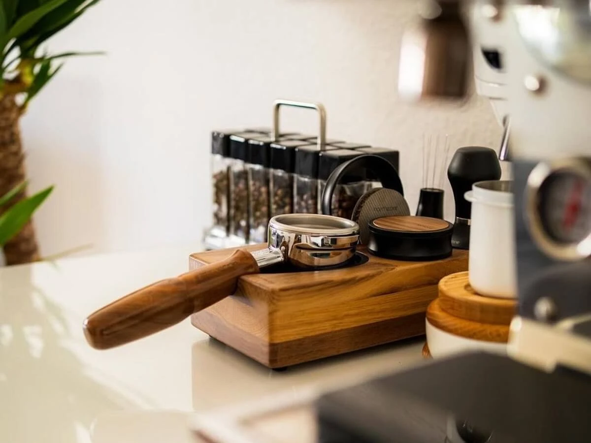 Normcore | Narrow Espresso Tamping Station - Walnut(Normcore narrow espresso tamping station walnut) Normcore | Narrow Espresso Tamping Station - Walnut(Normcore Narrow Espresso Tamping Station Walnut) -Cafuné Boutique normcore narrow espress tamping station lifestyle 2