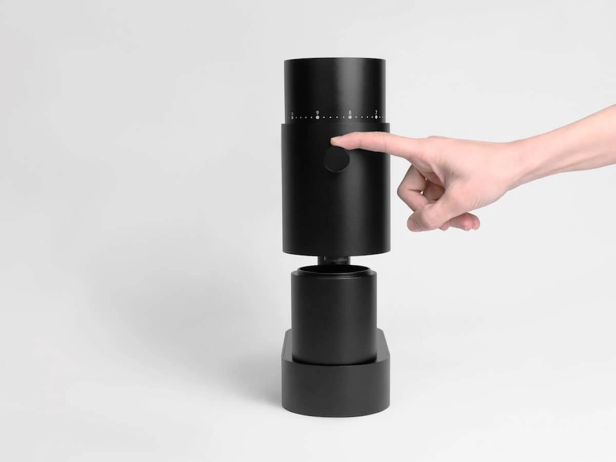 Option-O | Lagom Casa Conical Burr Grinder(Option o lagom casa conical burr grinder) Option-O | Lagom Casa Conical Burr Grinder(Option O Lagom Casa Conical Burr Grinder) -Cafuné Boutique option o lagom casa conical burr grinder lifestyle 10