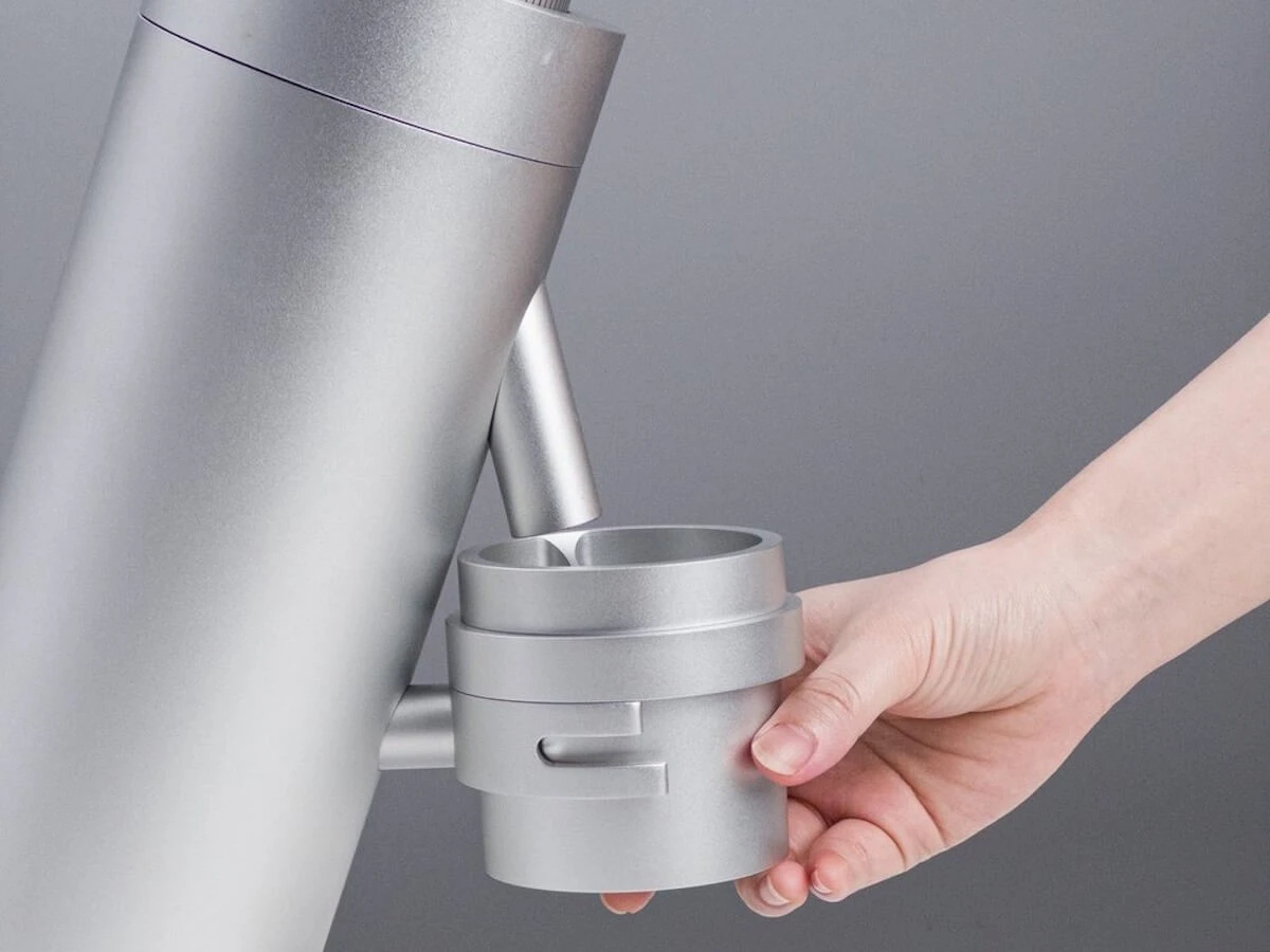 Option-O | VERSA Magnetic Transfer Cup(Option o versa magnetic transfer cup) Option-O | VERSA Magnetic Transfer Cup(Option O Versa Magnetic Transfer Cup) -Cafuné Boutique option o versa cup silver lifestyle 5