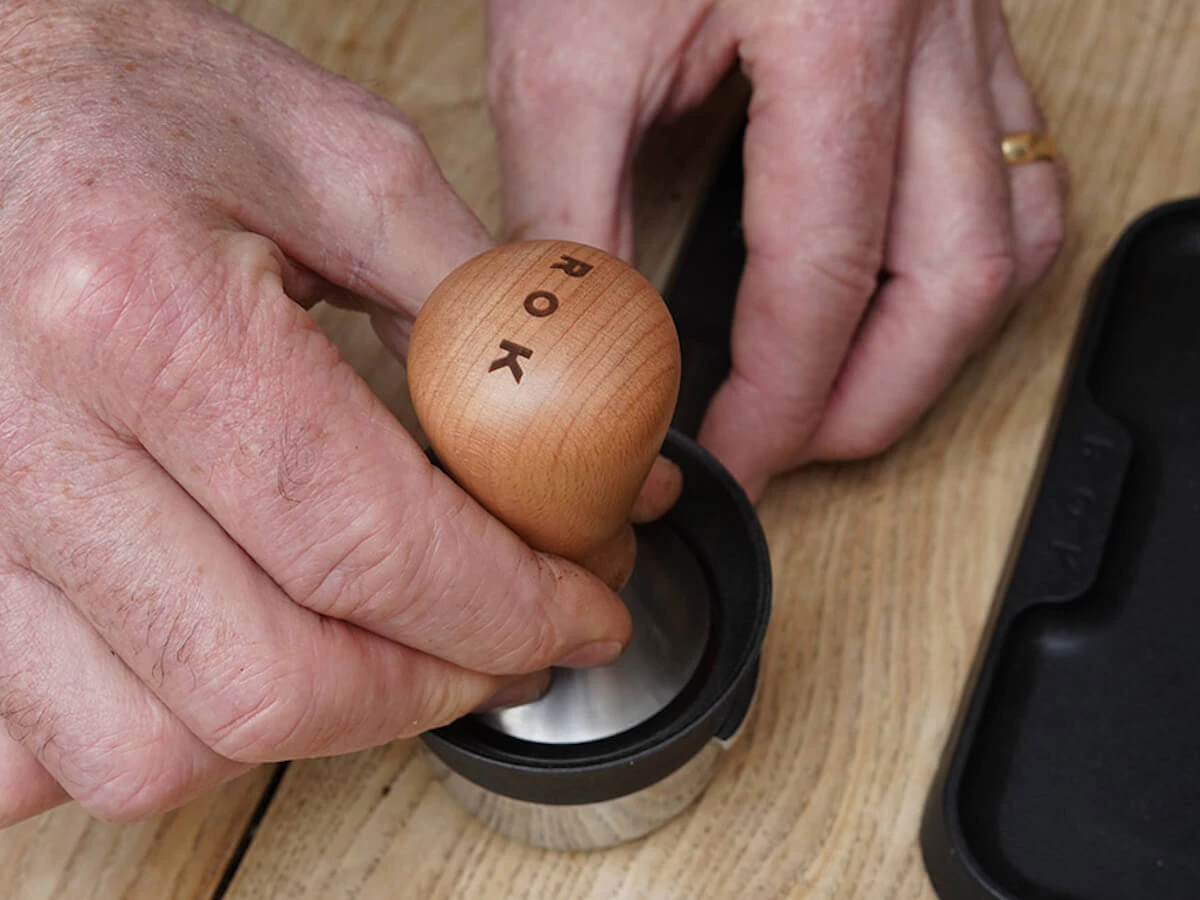 ROK | Dosing Funnel(Rok dosing funnel) ROK | Dosing Funnel(Rok Dosing Funnel) -Cafuné Boutique rok espresso dosing funnel tamp 4b1d03bd 62ea 42be af2e 939058d4fca8